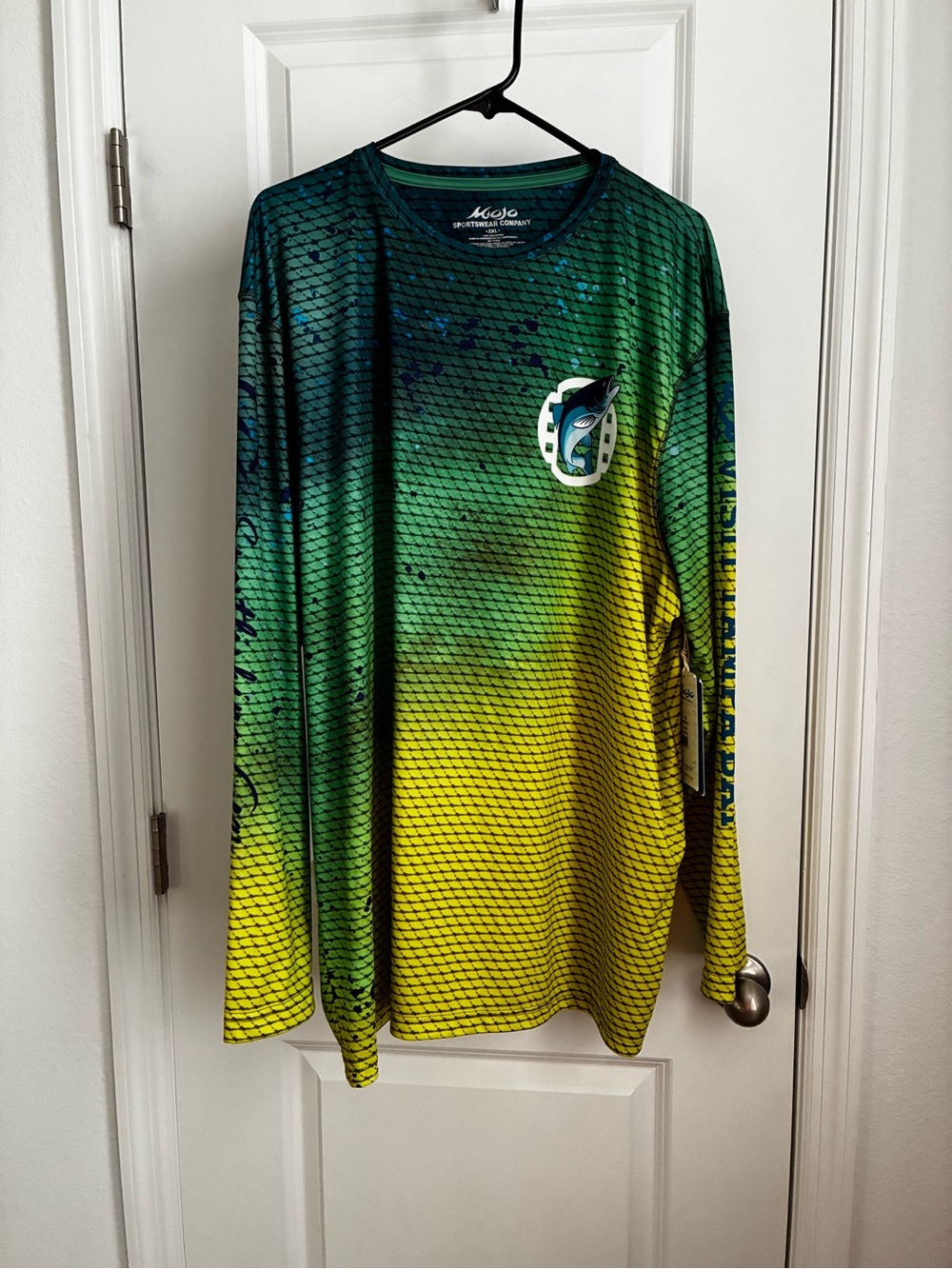 Mojo Men's Long Sleeve Gradient Green and Yellow Rash Guard